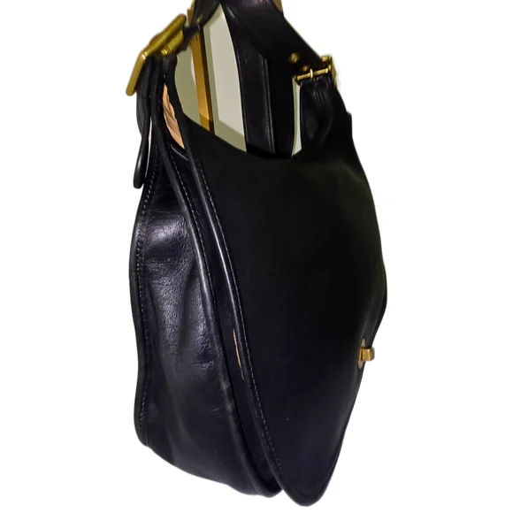 Coach Vintage Black Crescent Leather Legacy Classic Crossbody